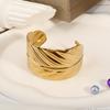 Europa y Estados Unidos nuevo acero inoxidable presión de aceite versión de apertura amplia pulsera para dama pulsera geométrica hueca pulsera con patrón de latido al por mayor