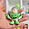 Adorable Astronauta Buzz Juguete Pequeño Tenedor Tenedor Muñeca Horneado Decoración de Pastel Escena Adornos Muñeca DIY
