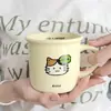 Taza linda y adorable, taza de cerámica de alta calidad con un diseño elegante, adecuada para uso doméstico como taza para beber o taza de café, y se puede personalizar para parecerse a una taza de esmalte