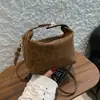 Bolsas de Alta Qualidade para Mulheres 2025 Outono Nova Bolsa de Axila Commuter Design de Nicho Simples e Fashion Bolsa Transversal de Ombro Único