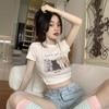 Playera Blanca Slim de Manga Corta con Estampado de Gato para Mujer Verano 2024 Dulce y Picante Ombliguera Corta Top Básico de Estudiante a la Moda