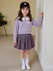 Conjunto Estilo Academia para Chicas Jk: Conjunto de Sudadera Morada Clara de Manga Larga + Falda de Cuadros Morada, Ropa Infantil Transfronteriza Europea y Americana