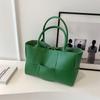 Bolso Tote Grande de Gama Alta para Mujer 2026 Verano Nuevo de Moda Versátil Tejido Gran Capacidad Axila Moda Bolso de Hombro