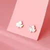 Pendientes de Hoja de Arce Estilo Coreano Pendientes de Hojas Frescas Estilo Mori Moda Simple Pequeños para Agujeros de Oreja Pendientes para Niñas