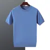 Camiseta de seda de manga corta, holgada y casual, para hombres de mediana edad, nueva de verano 2025, top fino de hombre con cuello redondo