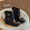 Nuevas Botas Infantiles Otoño 2026 Moda y Estilo Hebilla de Cinturón Botas Individuales para Niñas con Tachuelas Botas de Moda