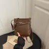 Otoño 2026 Nuevo Retro Alta Calidad Textura Moda Simple Elegante Versátil Hombro Cruzado Portátil Pequeño Cuadrado Bolso