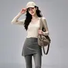 Conjunto de yoga justo para mulheres, com design sem costura, de seda gelada, de secagem rápida e respirável, adequado para treinos na academia, corrida e treinamento de Pilates - um conjunto de duas peças