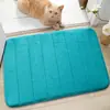Alfombra de Piso de Vellón de Coral de Color Sólido Felpudo para Puerta de Casa Plano con Relieve Piedra Espuma con Memoria Alfombra Absorbente para Puerta Felpudo para Cocina Transfronterizo