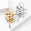 Nuevo y elegante broche floral en tono dorado para mujer, perfecto para trajes y vestidos, accesorio versátil, venta al por mayor: BR5893