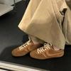 Versión de Piel de Vaca ~ Piel Genuina Aumento Interno Zapatos Retro Rojos de Entrenamiento Moral para Mujer 2025 Nuevos Deportivos Casuales Zapatos Forrest Gump