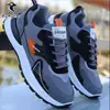 Nuevos Zapatos Casuales de Malla Transpirable para Hombre de Primavera y Otoño, Versátiles con Suela Suave, Zapatos Deportivos Antideslizantes para Correr