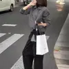241183 Big Aimei Yiyuan Outono 2024 Novo Conjunto Casual de Cor Sólida com Lapela e Abotoamento Duplo e Calça de Perna Larga Estilo Ocidental