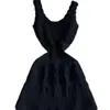 Vestido de Malha com Suspensório Estilo Dopamina para Mulheres Verão Gancho de Laço Flor Atmosfera Doce Puro Desejo Saia Curta