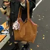 Nuevo Bolso de Hombro Grande de Gamuza de Moda Otoñal para Mujer, Bolso de Mano de Alta Gama, Bolso Pequeño Versátil de Color Sólido de Moda