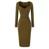 Vestido largo sexy de estilo francés con cuello en V, fruncido, ajustado al cuerpo para mujer, colección otoño 2026, elegante y sofisticado, base que ciñe la cintura y estiliza