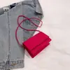 Bolso de Hombro Retro de Tela de Fieltro 2025 Nuevo Bolso de Mano Casual Moda Axila Simple Cruzado Pequeño Cuadrado de Color Puro