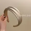 Diadema de Moda Estilo Coreano con un Diseño Único, Elegante Diadema de Pedrería, Versátil para Salir, Pinza para el Cabello con un Toque de Lujo, Accesorio para el Cabello