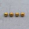 Campana maciza de latón al por mayor Campana sin sonido hecha a mano con cuentas Campana con patrón de cobre Accesorios para llaveros de joyería DIY