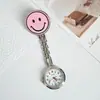 Relógio de Bolso de Enfermeira Sorridente Fofo e Colorido, Relógio de Quartzo Simples com Clipe, Impressão Colorida UV, Portátil para Trabalho de Enfermeiro, Atacado
