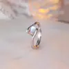 Anel de Pedra da Lua Fantasma Estilo Coreano para Mulheres, Personalidade de Nicho de Luxo Leve, Anel Ajustável para Dedo Indicador, Anel de Temperamento Versátil