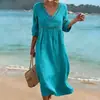 Roupas femininas de comércio exterior europeu e americano para 2026, novo vestido de verão, estilo de férias na praia, vestido longo soltinho, vestido liso com decote em V