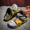 Pantalones de overol nuevos de dibujos animados transfronterizos Zuecos estilo ojo de Minion Sandalias de playa para exteriores Mi Villano Favorito