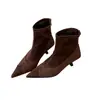 Botines elegantes de punta fina, ajustados y de tacón alto, colección otoño 2026, diseño de hebilla cuadrada elegante, botines de gamuza con patchwork para mujer