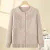 Nueva Ropa para Mujer de Mediana Edad y Mayores Cárdigan Tejido Estilo Mamá Otoño Invierno Flores Bordadas Suéter Cuello Redondo Chaqueta Top Elegante