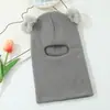 Gorro de Protección Facial con Bola de Pelo Linda para Otoño e Invierno, Gorro Caliente para la Cabeza de Terciopelo Imitación Fénix, Gorro a Prueba de Viento con Protección Facial Completa Venta al por Mayor