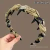 Diadema de Peluche Dentada para Otoño e Invierno para Mujer, Pinza para el Cabello de Cara Lavada con Parte Superior Alta del Cráneo que Hace que la Cara Parezca Más Pequeña, Diadema con Estampado de Leopardo, Goma para el Cabello Antideslizante Estilo Chanel