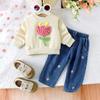 Conjunto de Top Floral de Cuello Redondo y Manga Larga Bordado con Pantalones de Mezclilla para Niñas Estilo Dulce Nuevo Otoño/Invierno 2025 para Niños Pequeños