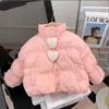 M260 Roupa Externa de Algodão com Coração para Meninas Novo Estilo Acolchoada com Lã Espessada Estilo Estrangeiro Roupa Externa de Algodão para Bebê Roupa Externa Quente de Inverno para Crianças
