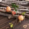 Buquê amarrado à mão três cabeças romã galho curto flor artificial fabricante decoração de casa flor rosa parede de flores falsas transfronteiriça MW10102