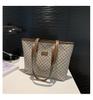 Grande Capacidade Moda Simples 2024 Novo Verão Casual Elegante Retro Tote Shoulder Underax Women's Bag
