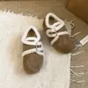 Zapatos de algodón estilo Birkenstock, modernos, forrados de felpa, cálidos, para mujer, colección otoño/invierno 2026, exterior afelpado, engrosados para mayor comodidad, versátiles y con un mullido forro de algodón