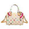 Bolsa tipo almohada de alta gama transfronteriza para mujer, nuevo modelo 2026 Boston bag, estampado vintage, bolso de hombro y cruzado de tres tonos de moda