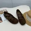 Elegantes y modernos zapatos Mary Jane de estilo coreano con diseño de puntera falsa y efecto de realce de altura, nueva colección de moda otoño 2026 para mujer, con estampado de leopardo y suela suave