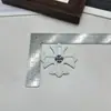 Venta al por mayor del fabricante Marca de moda europea y americana Parches Cruzados con Herrajes de Cuero para Zapatos, Ropa, Mezclilla, Ropa Infantil y Sombreros