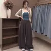 Traje de moda personalizado para mujer, nuevo conjunto elegante de tres piezas para el otoño de 2026: chaqueta tipo cárdigan ajustada, top tipo camisola y pantalones de pierna ancha