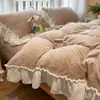 Juego de 4 Piezas de Leche Polar Gruesa Tallada 3D Estilo Princesa A-Class Encaje Cálido Corazón Femenino Polar Falso Tres Piezas