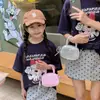 Moderna Bolsa Mini Cuadrada Portátil para Padres e Hijos Bolsa Cruzada Infantil de Dibujos Animados en Relieve para Niñas para Auriculares y Labial Transfronteriza
