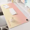 Mouse pad com aquecimento gradual 2026 novo modelo para meninas, alto valor estético, adequado para computadores de escritório, tapete de mesa quente para o inverno, mantém as mãos aquecidas ao escrever