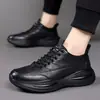 Sapatos Masculinos Primavera e Outono Sapatos da Moda 2025 Nova Moda Masculina Casual Esportivo Couro Sapatos Masculinos Business Casual Atacado