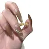 Anillo de Cruz Incrustada Cielo Estrellado Avanzado para Mujer Diseño de Nicho Lujo Ligero Blanqueamiento Anillo de Dedo Atmósfera Fresca Joyería de Mano