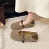 Zapatos planos peludos de estilo coreano con suela blanda para mujer, zapatos planos versátiles de punta fina para otoño e invierno 2026, nuevos estilos en gris, blanco, marrón oscuro y caqui