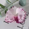 Pétalas de cabeça de flor phalaenopsis de filme artificial acessórios de flor artificial adorno de cabeça grampo de cabelo diy feito à mão decoração de casamento