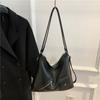 Bolsa Tote para Mulheres 2026 Nova Mochila de Grande Capacidade para o Dia a Dia Bolsa de Ombro Transversal Versátil Mochila de Alta Qualidade