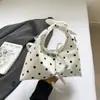 Bolsa de Ombro Versátil para Comércio Exterior Transfronteiriço, Bolsa Casual Simples de Bolinhas para Axila, Bolsa Transversal Elegante de Alta Qualidade