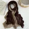 Bufanda para Mujer de Invierno de Alta Gama 2025 Nueva Bufanda Cálida a Prueba de Frío Versátil de Color Sólido Bufanda Plisada Chal Venta al por Mayor